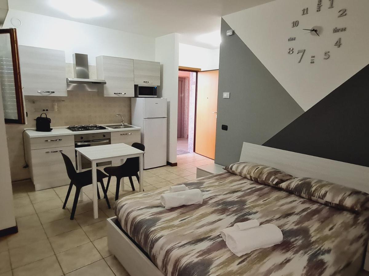 La Casa Di Ida Intero Appartamento 비제바노 외부 사진